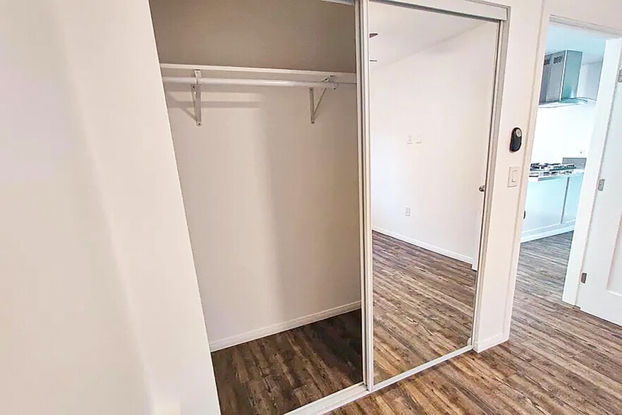 Building Photo - 6720 Van Noord Ave