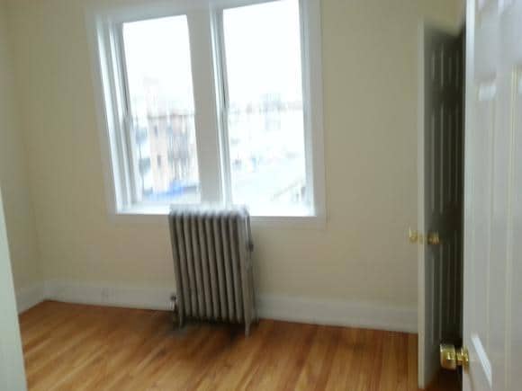 Building Photo - 62 Egmont St