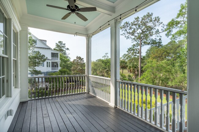 Building Photo - 6BD/5BA Custom Home for Lease in Daniel Island Park