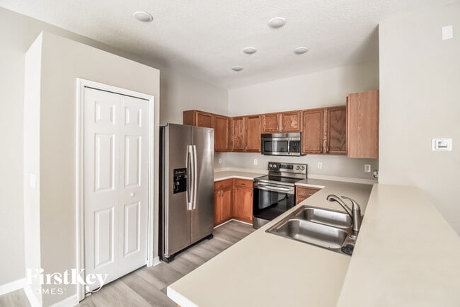 Building Photo - 722 Parsons Pointe St