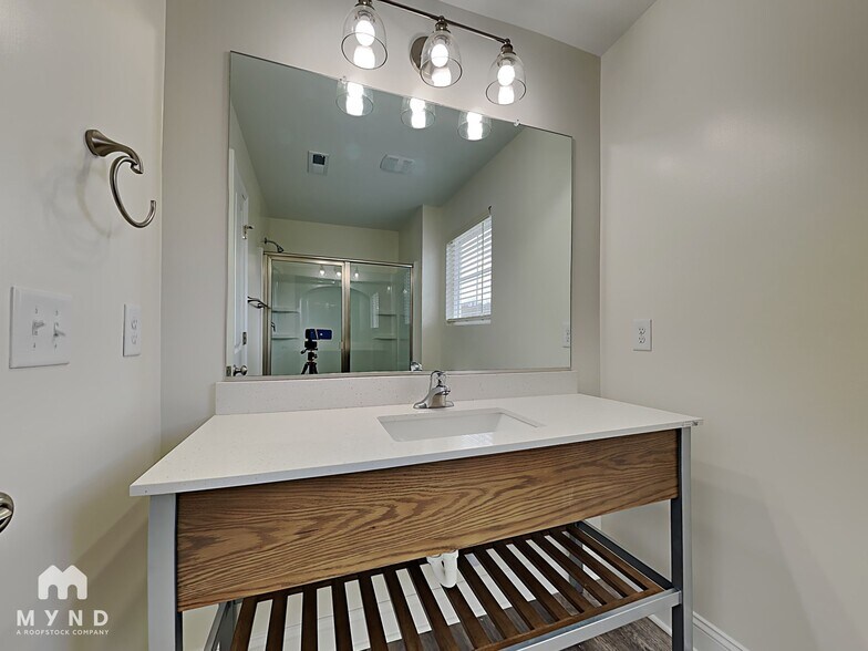 Building Photo - 2387 Eagle Creek Ct