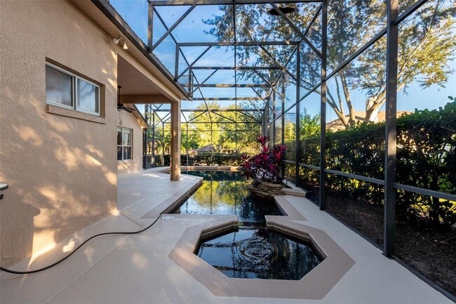 Building Photo - 497 Pickfair Terrace