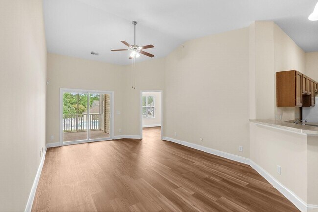 Building Photo - 239 Portsmith Dr