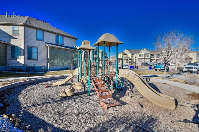 Building Photo - 4088 E Oakland Hills Dr