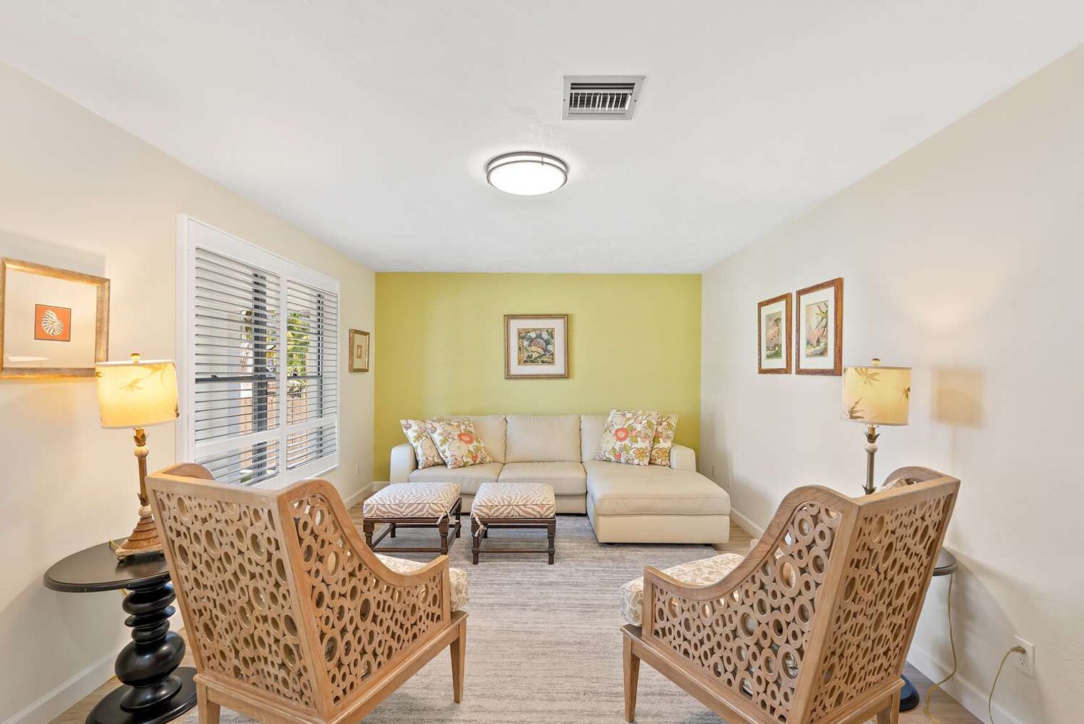 Building Photo - 663 106th Ave N