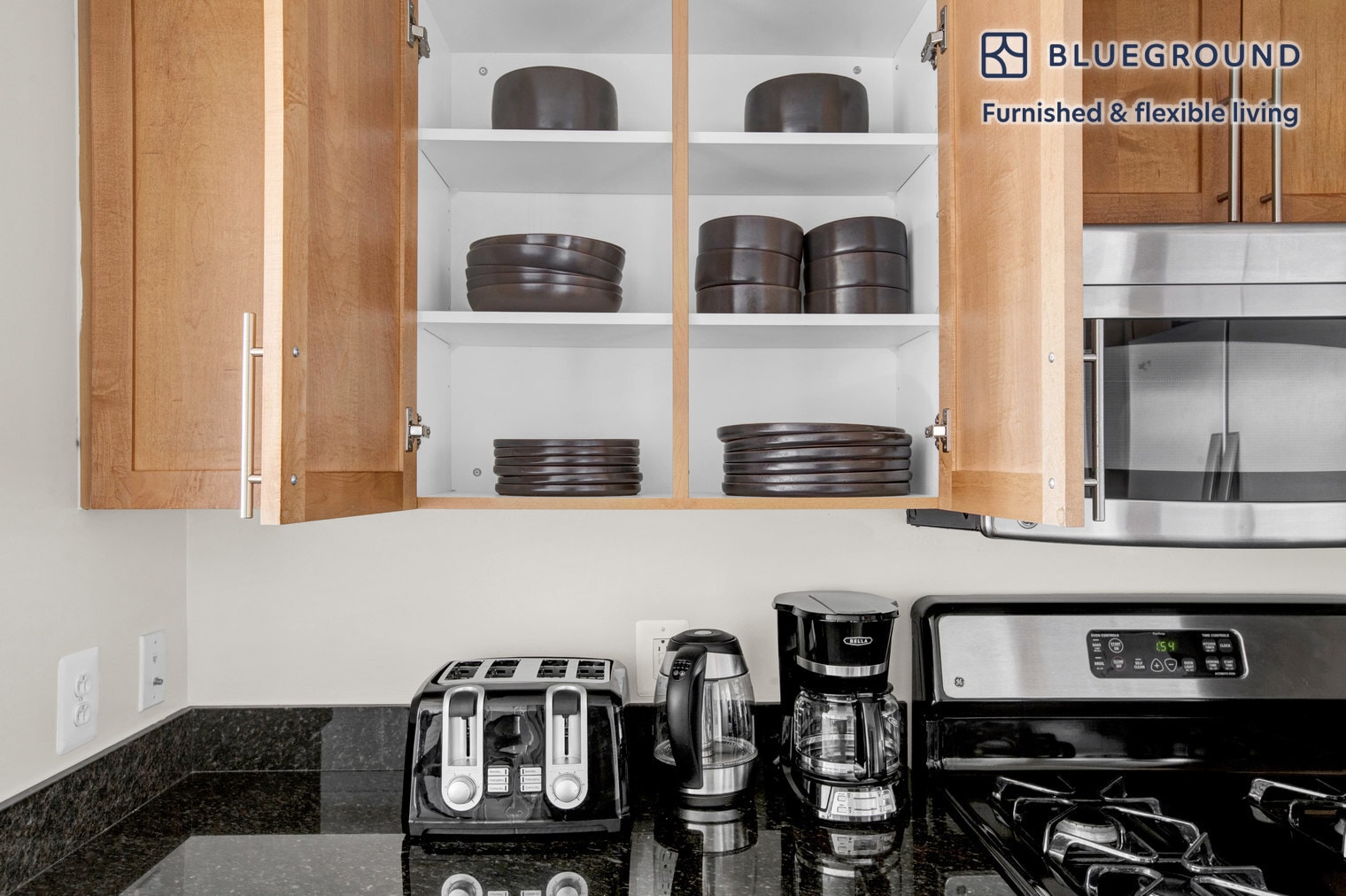 Building Photo - 550 14th Rd S