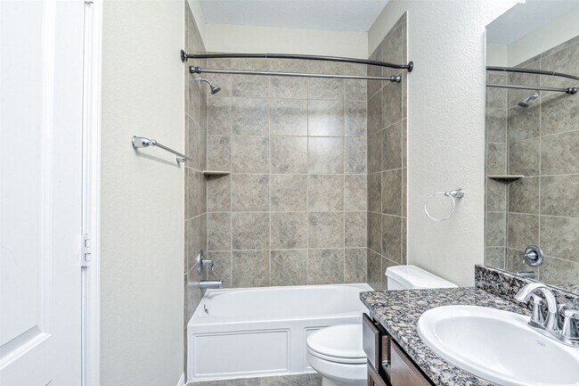 Building Photo - 19 Cheswood Manor Court