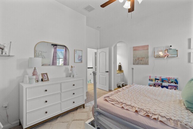 Building Photo - 19214 Noah Arbor Ln