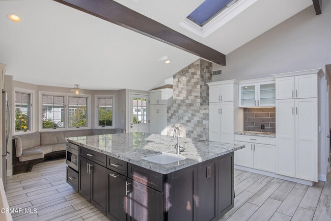 Building Photo - 8369 Sausalito Ave