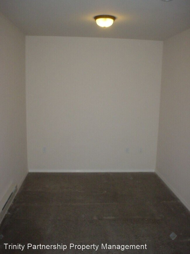 Building Photo - 902 NE 43rd St