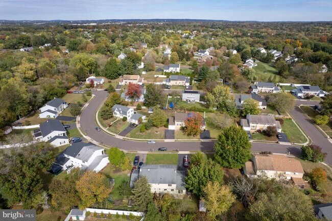 Building Photo - 1558 Specht Pl