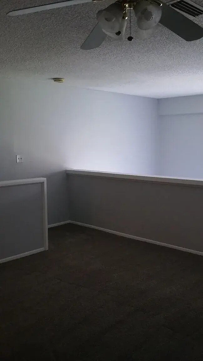 Building Photo - 556 Orange Dr