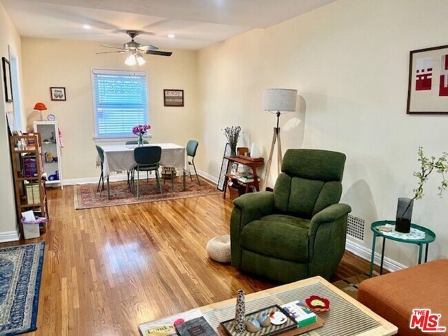 Building Photo - 1727 1/2 Malcolm Ave