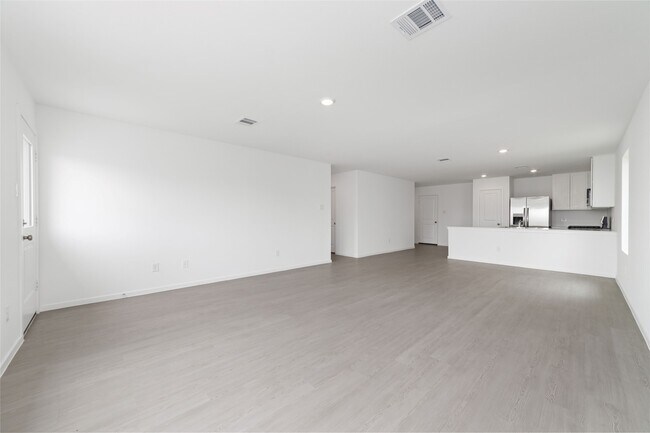 Building Photo - 3064 Huntersville Dr