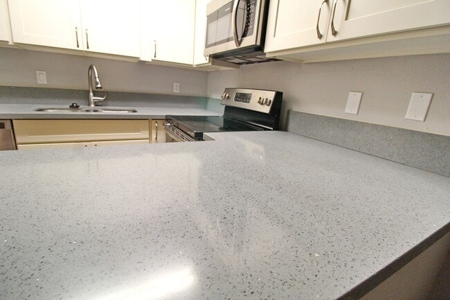 Building Photo - UPGRADED CONDO at Maui Lani Terrace in Honokowai. Unfurnished ground floor, 1BR, 1BA $1700