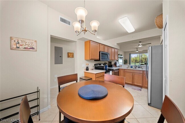 Building Photo - 10337 Heritage Bay Blvd