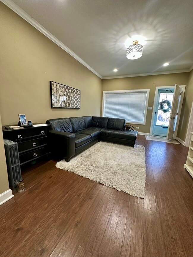 Building Photo - 3619 S Rockwell St