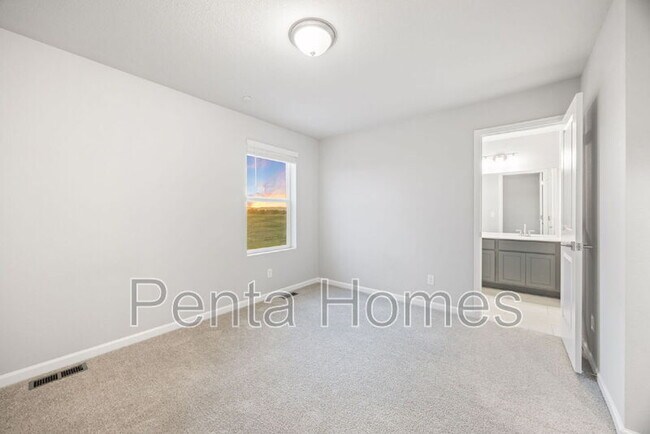 Building Photo - 809 Waterthrush Ln