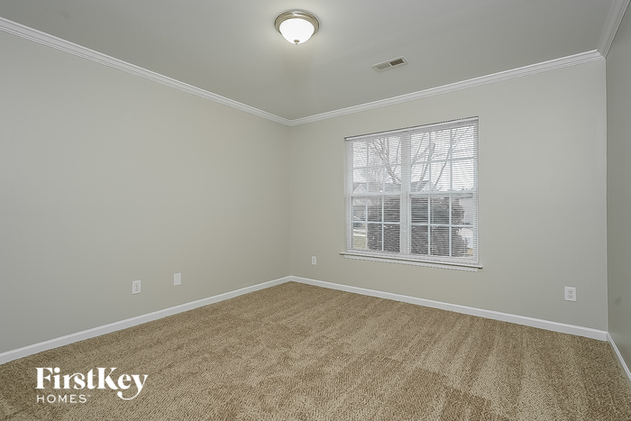 Building Photo - 6402 Estes Ct