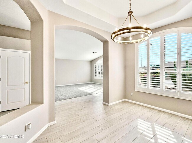 Building Photo - 9926 E Pantera Ave