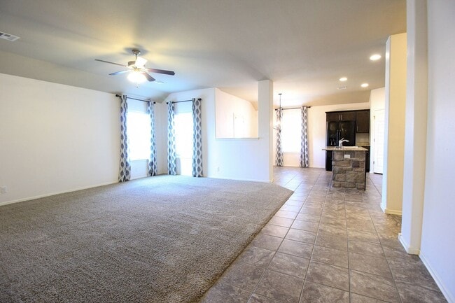 Building Photo - Custom Built 4 Bedroom In Southern Reserve...