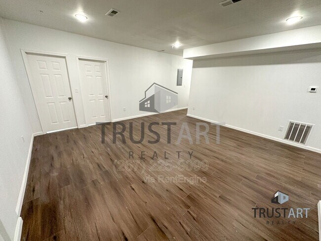 Building Photo - 2317 N 15th St