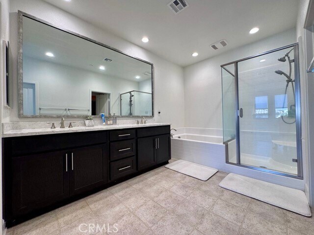 Building Photo - 38572 Rosegate Pl