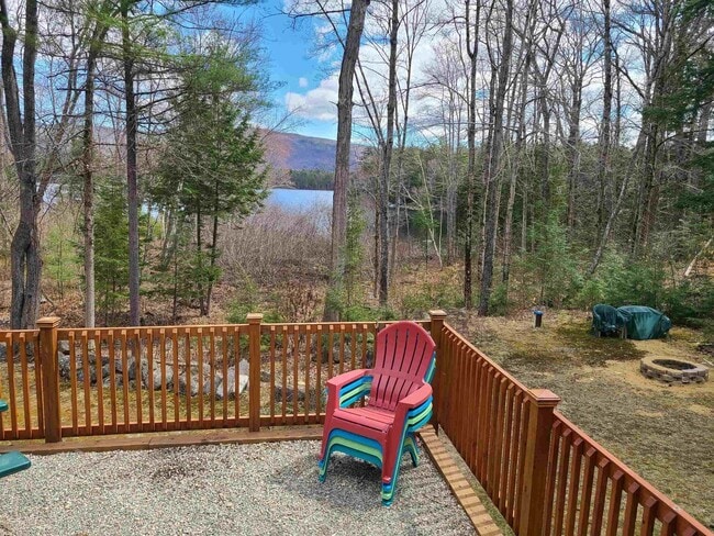 Building Photo - Live On The Water! 3 Bedroom House For Rent
