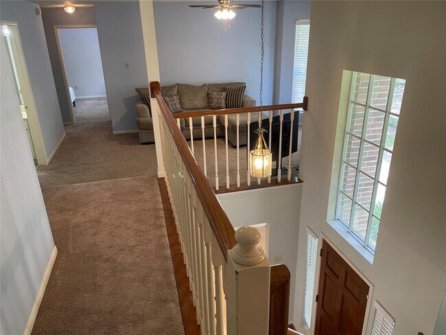 Building Photo - 4703 Leicester Way
