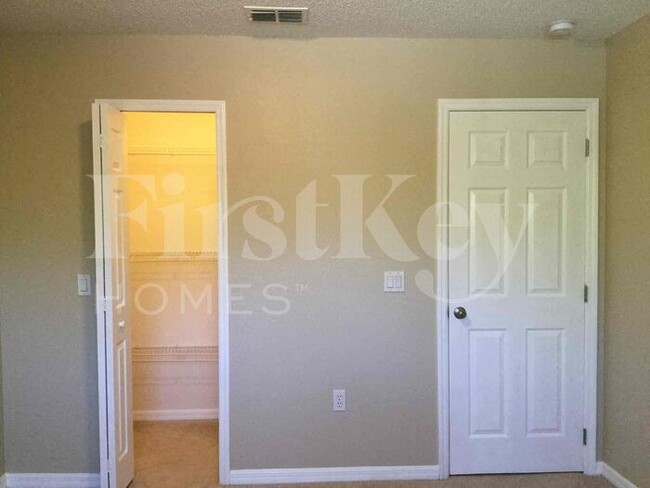Building Photo - 4514 Rose Tree Ct