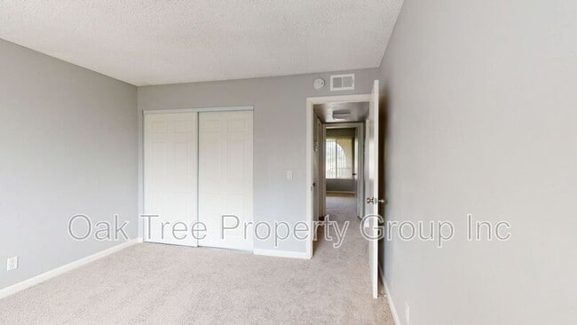 Building Photo - 1922 Cordoba St