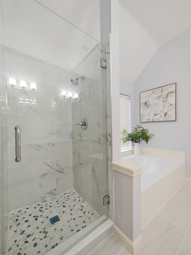 Building Photo - 3810 Paigewood Dr