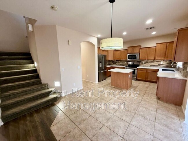 Building Photo - 3870 S Laurel Way