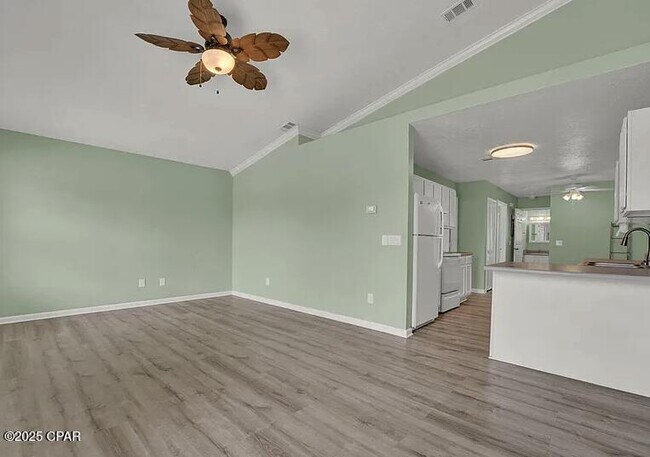 Building Photo - 9030 Houston St