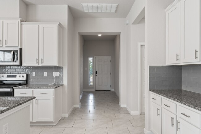 Building Photo - 229 Stag Way