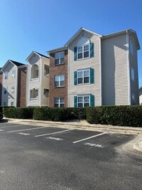 Building Photo - 721-D