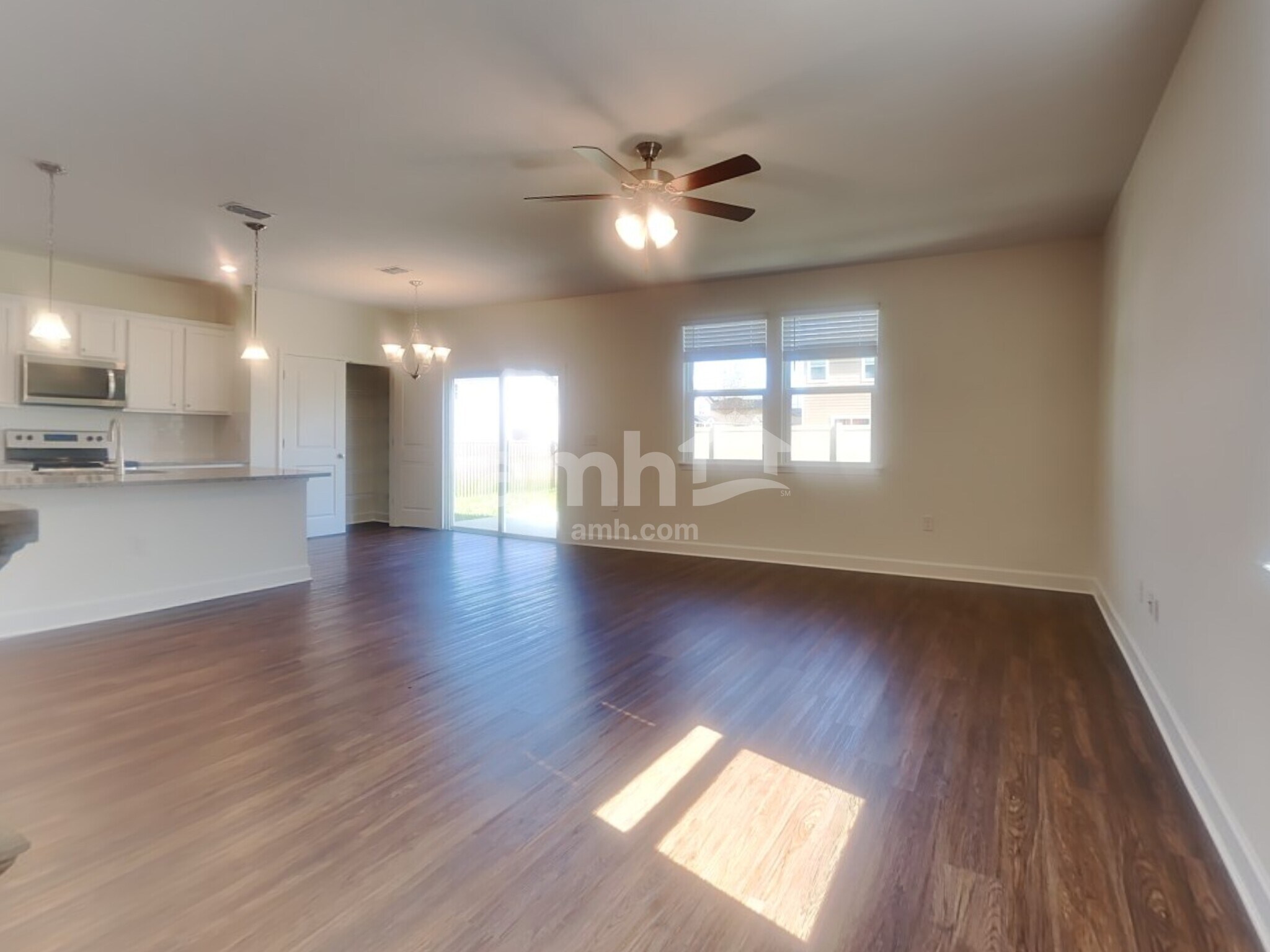 Building Photo - 5780 Hampton Creek Rd