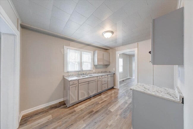 Building Photo - 1625 N Berwick Ave