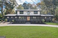 Building Photo - 3202 Kingsdale Dr SW