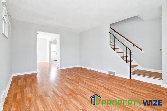 Building Photo - 3705 Midheights Rd