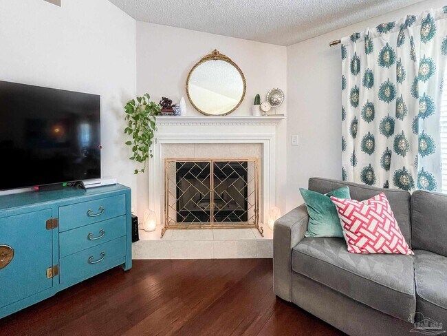 Building Photo - 1216 Benning Pl