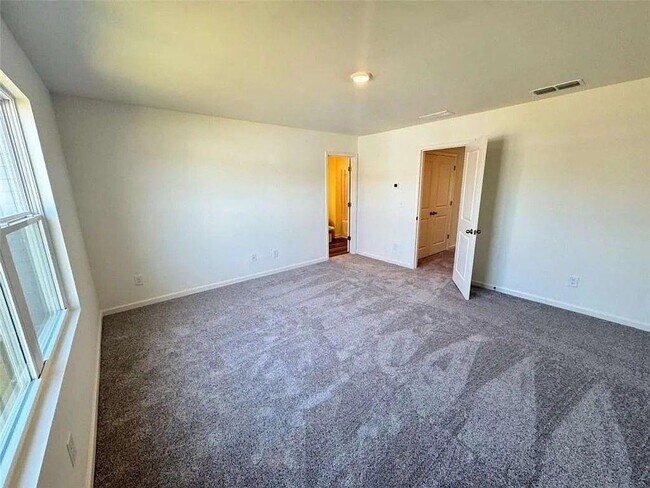 Building Photo - 23 Padley Dr