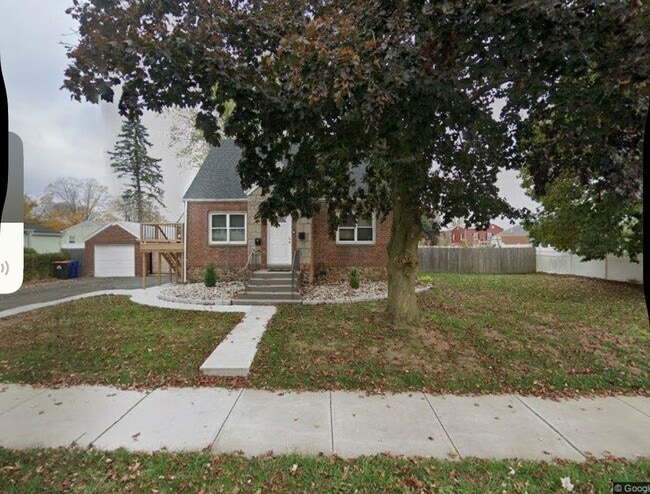 Building Photo - 73 Gravel St