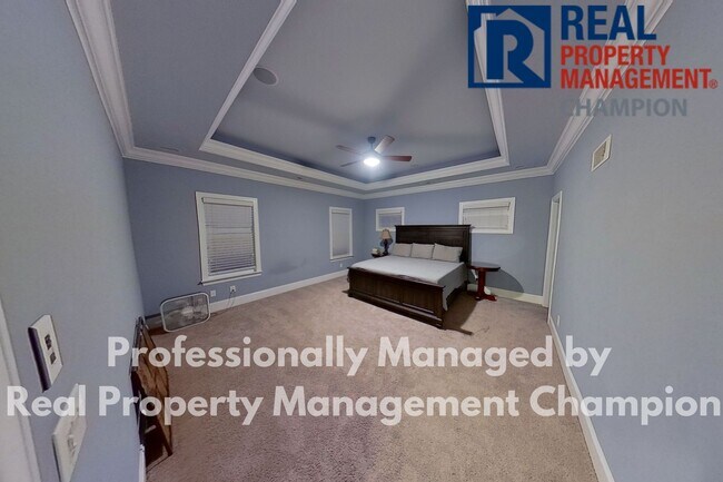 Building Photo - Custom Executive Home with Community Water...