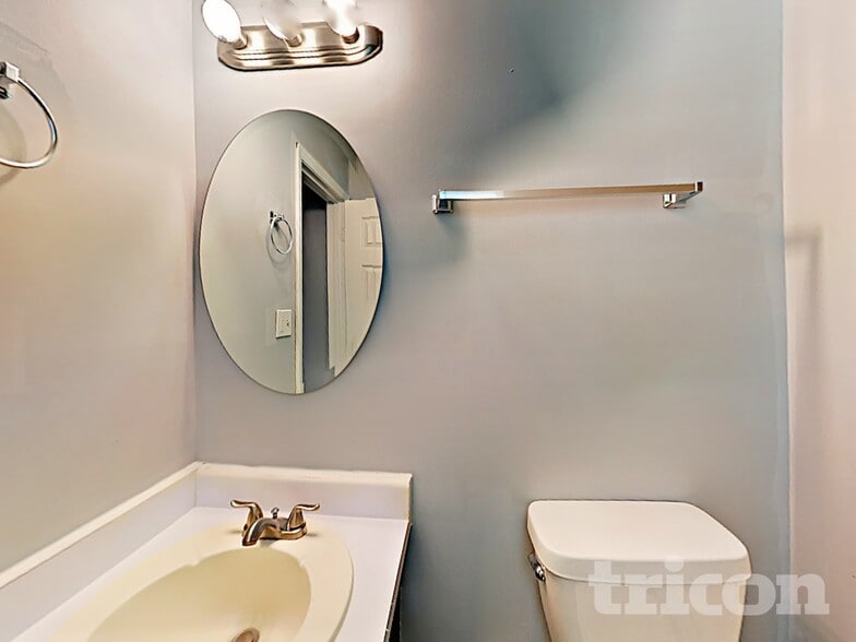 Building Photo - 68 Belmont Ln