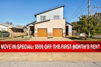 Building Photo - 727 NE 5th St