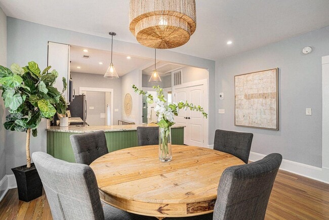 Building Photo - 292 Congress St