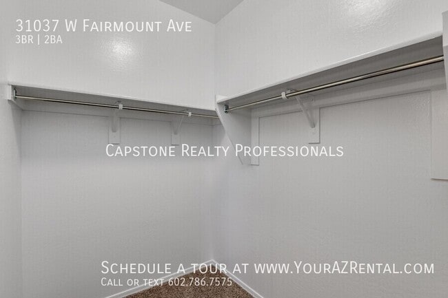 Building Photo - 31037 W Fairmount Ave