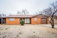 Building Photo - "Charming 3-Bed Retreat in Lubbock with Granite Accents & Spacious Living!"