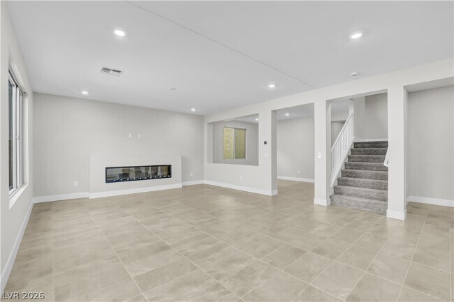 Building Photo - 6360 Pipers Brk Ln